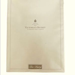 White nylon stockings (pantyhose)